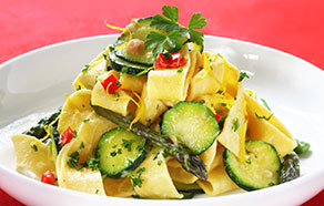 Pappardelle with zucchini, asparagus and peppers
